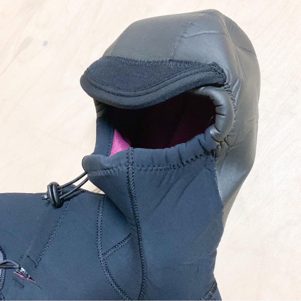 Roxy 543mm Chest Zip Wetsuit with Hood size 4 - Picture 5 of 7